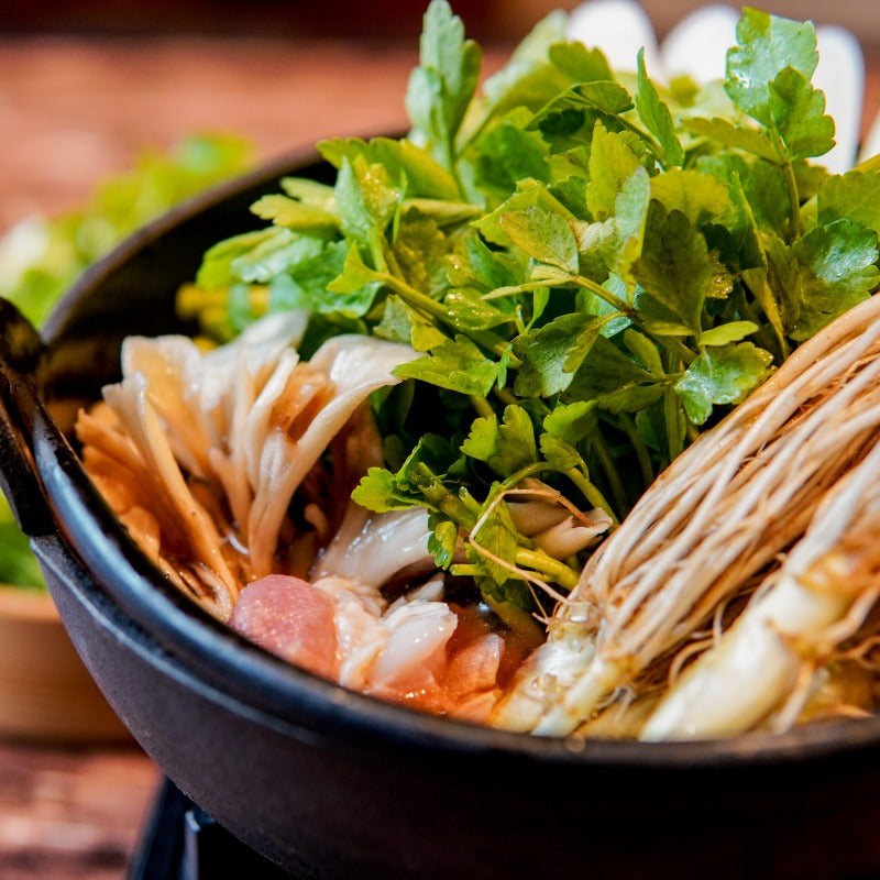 比内地鶏せり鍋