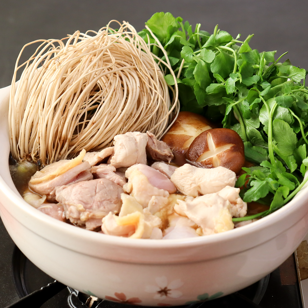 比内地鶏せり鍋