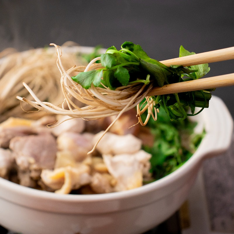 比内地鶏せり鍋